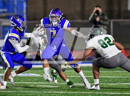 Thumbnail 3 in Bonita @ Charter Oak photogallery.