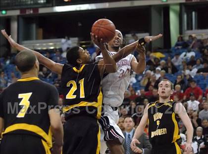 Thumbnail 1 in Bishop Montgomery vs. Salesian (CIF State D4 Final) photogallery.