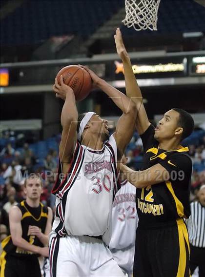 Thumbnail 2 in Bishop Montgomery vs. Salesian (CIF State D4 Final) photogallery.
