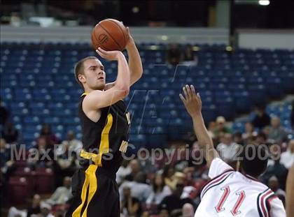 Thumbnail 1 in Bishop Montgomery vs. Salesian (CIF State D4 Final) photogallery.