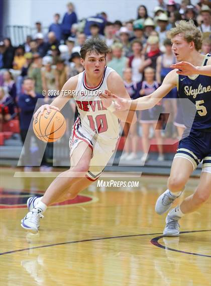 Thumbnail 1 in Skyline @ Springville (UHSAA 5A Round 2) photogallery.