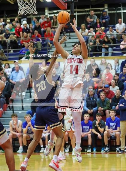 Thumbnail 3 in Skyline @ Springville (UHSAA 5A Round 2) photogallery.