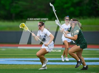 Thumbnail 2 in Cambridge vs. Blessed Trinity (GHSA Division 1 Championship) photogallery.