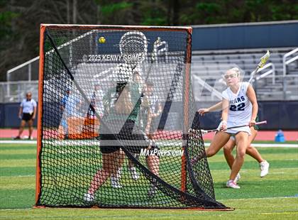 Thumbnail 2 in Cambridge vs. Blessed Trinity (GHSA Division 1 Championship) photogallery.