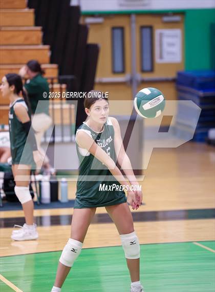 Thumbnail 1 in Wheatley vs Locust Valley (Nassau Class B Championship) photogallery.