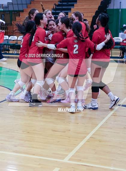 Thumbnail 3 in Wheatley vs Locust Valley (Nassau Class B Championship) photogallery.