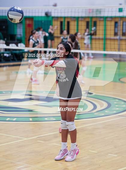 Thumbnail 3 in Wheatley vs Locust Valley (Nassau Class B Championship) photogallery.