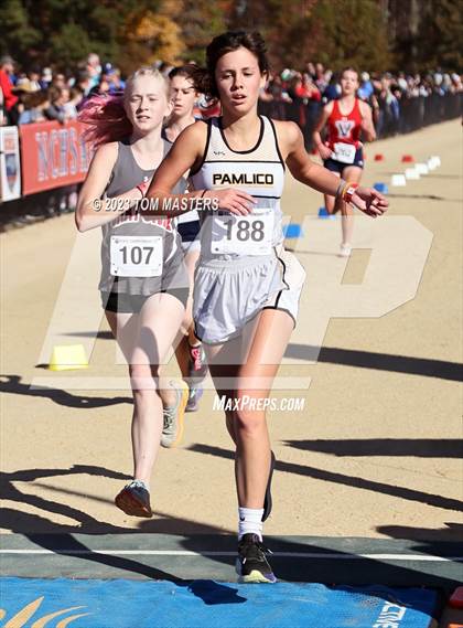 Thumbnail 1 in NCHSAA 1A Championship photogallery.