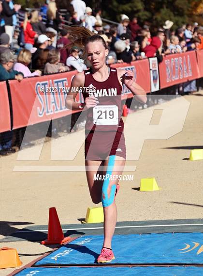 Thumbnail 2 in NCHSAA 1A Championship photogallery.