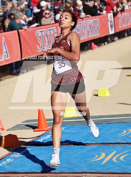 Thumbnail 1 in NCHSAA 1A Championship photogallery.