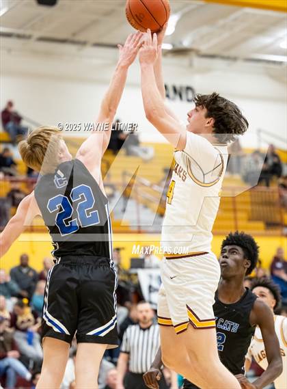 Thumbnail 2 in Covington Catholic @ Cooper photogallery.