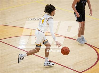 Thumbnail 3 in Covington Catholic @ Cooper photogallery.