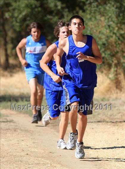 Thumbnail 3 in Golden Sierra/Foothill/Mira Loma/Capital Christian/Highlands @ Henry Renfree Park photogallery.