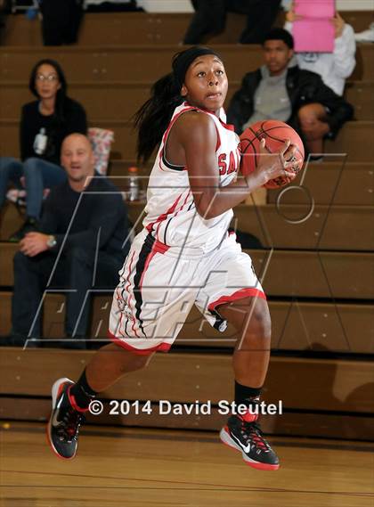 Thumbnail 1 in McClatchy vs. Salesian College Preparatory (Christian Brothers Holiday Classic) photogallery.