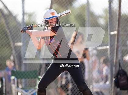 Thumbnail 3 in Westlake @ Moorpark photogallery.