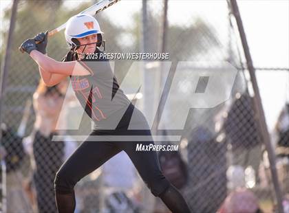 Thumbnail 3 in Westlake @ Moorpark photogallery.