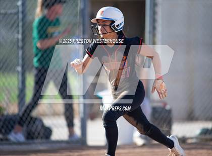 Thumbnail 1 in Westlake @ Moorpark photogallery.