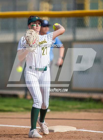 Thumbnail 1 in Westlake @ Moorpark photogallery.