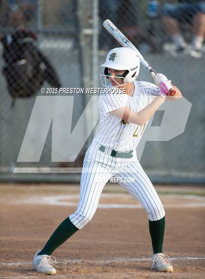 Thumbnail 3 in Westlake @ Moorpark photogallery.
