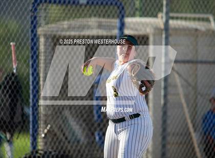 Thumbnail 1 in Westlake @ Moorpark photogallery.