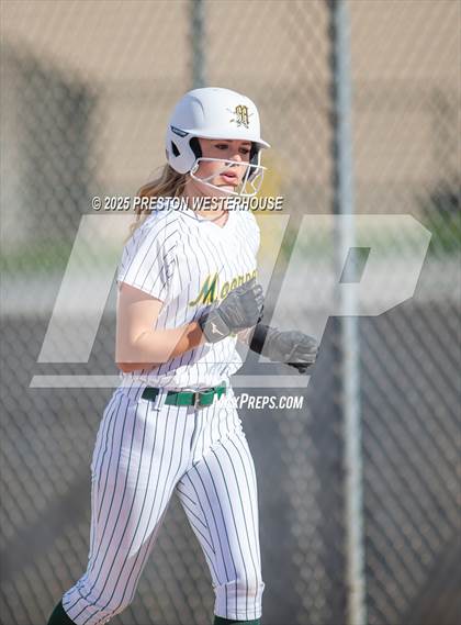 Thumbnail 3 in Westlake @ Moorpark photogallery.
