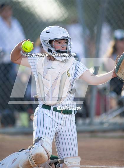 Thumbnail 2 in Westlake @ Moorpark photogallery.