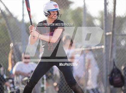 Thumbnail 3 in Westlake @ Moorpark photogallery.