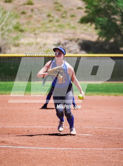 Thumbnail 2 in Coleville vs. Round Mountain (NIAA Class 1A State Playoff Game 1) photogallery.