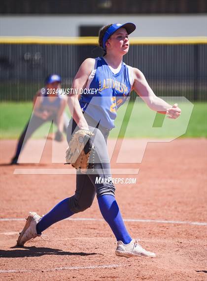 Thumbnail 3 in Coleville vs. Round Mountain (NIAA Class 1A State Playoff Game 1) photogallery.