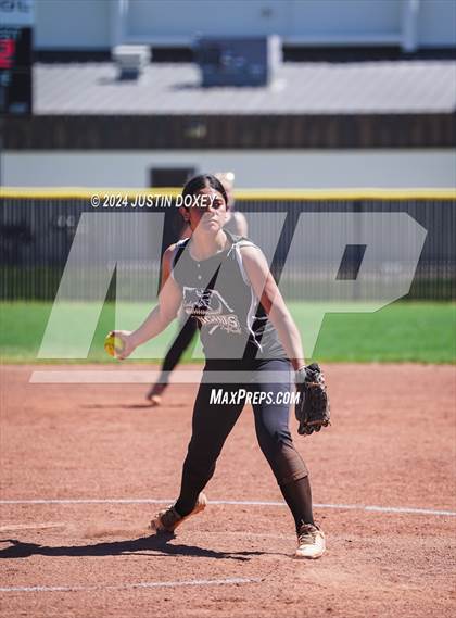 Thumbnail 3 in Coleville vs. Round Mountain (NIAA Class 1A State Playoff Game 1) photogallery.