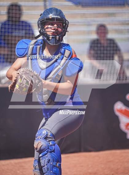 Thumbnail 2 in Coleville vs. Round Mountain (NIAA Class 1A State Playoff Game 1) photogallery.