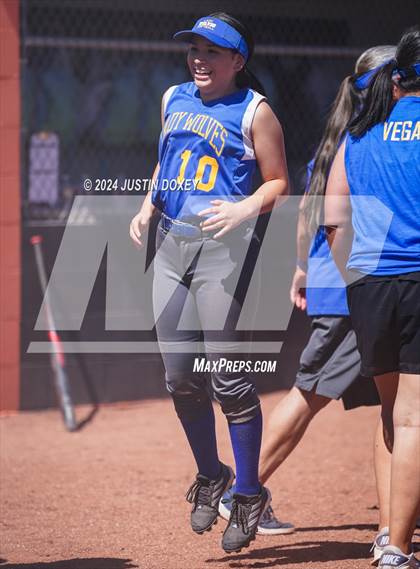 Thumbnail 1 in Coleville vs. Round Mountain (NIAA Class 1A State Playoff Game 1) photogallery.