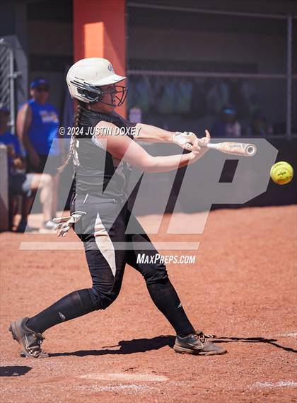 Thumbnail 3 in Coleville vs. Round Mountain (NIAA Class 1A State Playoff Game 1) photogallery.