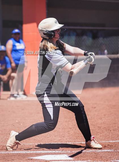 Thumbnail 2 in Coleville vs. Round Mountain (NIAA Class 1A State Playoff Game 1) photogallery.