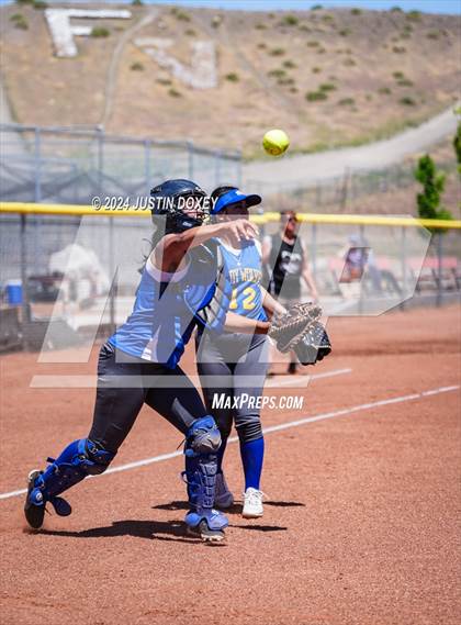 Thumbnail 1 in Coleville vs. Round Mountain (NIAA Class 1A State Playoff Game 1) photogallery.