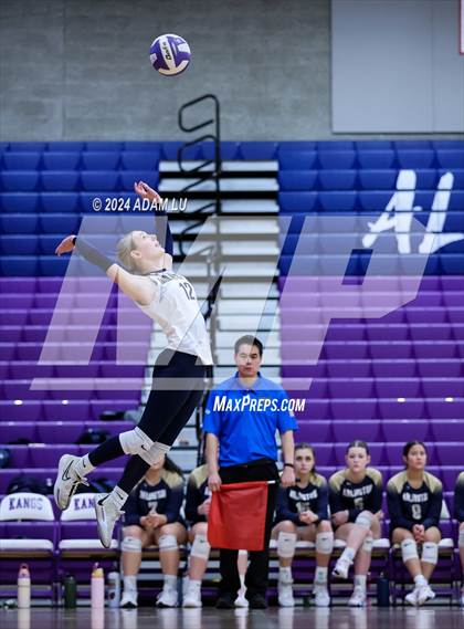 Thumbnail 2 in Arlington vs Lake Washington photogallery.