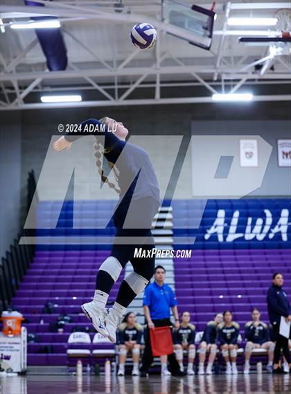 Thumbnail 3 in Arlington vs Lake Washington photogallery.
