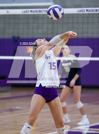 Thumbnail 1 in Arlington vs Lake Washington photogallery.