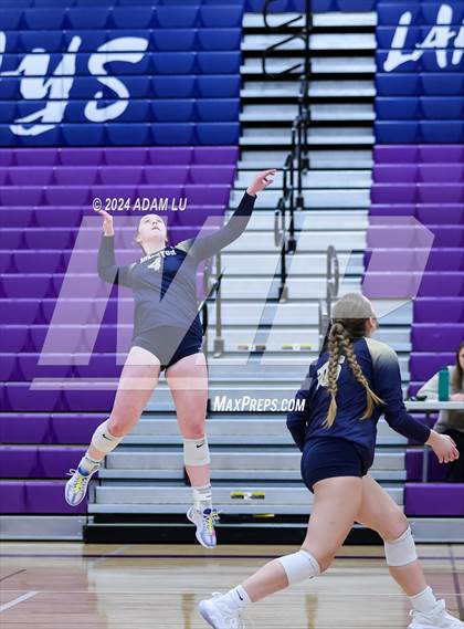 Thumbnail 1 in Arlington vs Lake Washington photogallery.