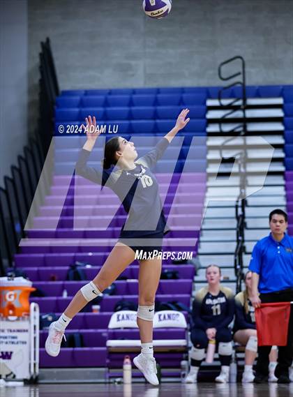 Thumbnail 2 in Arlington vs Lake Washington photogallery.