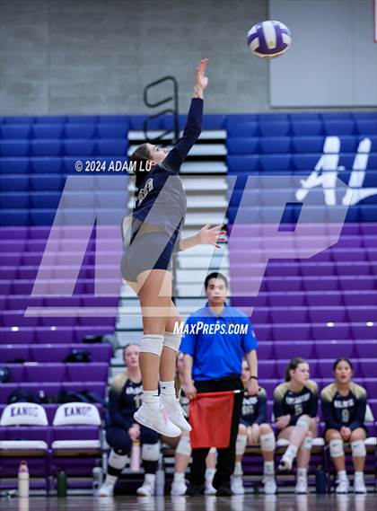Thumbnail 1 in Arlington vs Lake Washington photogallery.