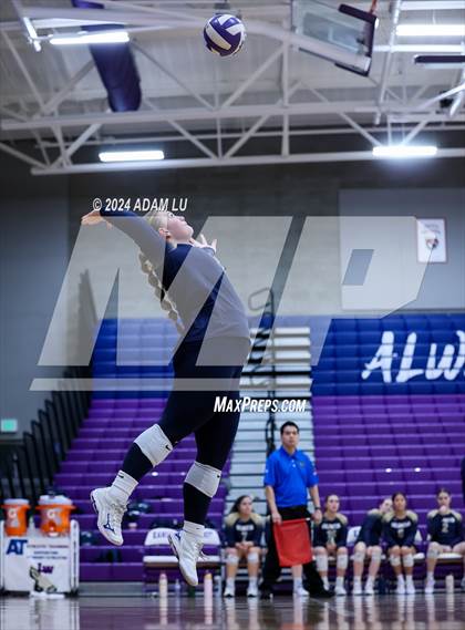 Thumbnail 2 in Arlington vs Lake Washington photogallery.