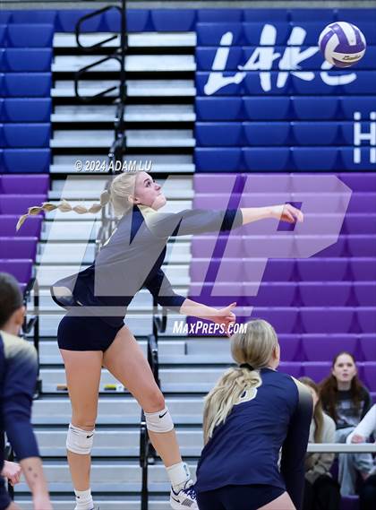 Thumbnail 1 in Arlington vs Lake Washington photogallery.