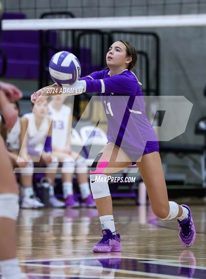 Thumbnail 1 in Arlington vs Lake Washington photogallery.