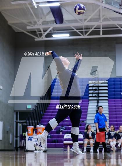 Thumbnail 3 in Arlington vs Lake Washington photogallery.