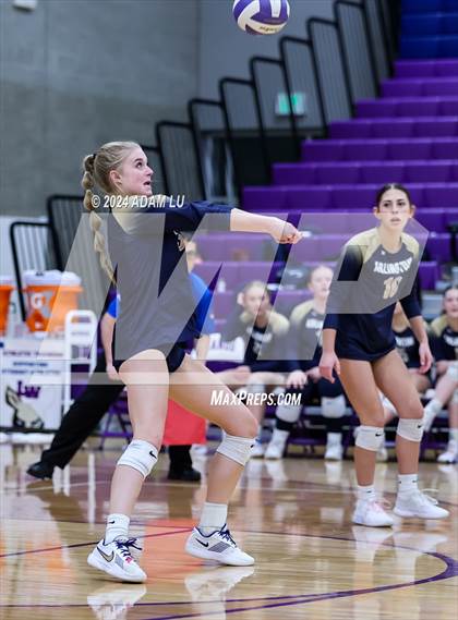 Thumbnail 3 in Arlington vs Lake Washington photogallery.