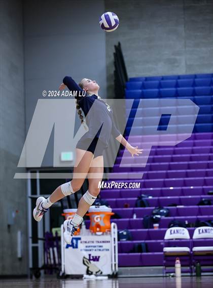Thumbnail 3 in Arlington vs Lake Washington photogallery.