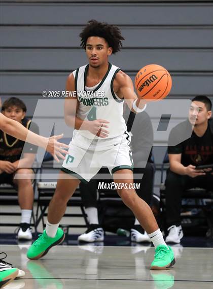 Thumbnail 1 in Bishop Alemany vs Providence (Crown City Round Ball Classic) photogallery.