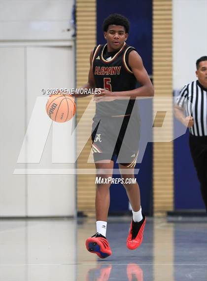 Thumbnail 3 in Bishop Alemany vs Providence (Crown City Round Ball Classic) photogallery.