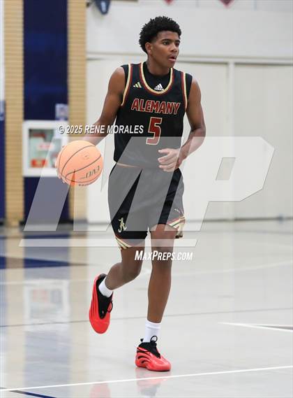 Thumbnail 2 in Bishop Alemany vs Providence (Crown City Round Ball Classic) photogallery.